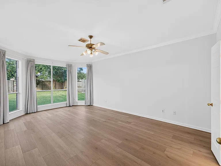 1727 Emma Cove Ct — Photo 19