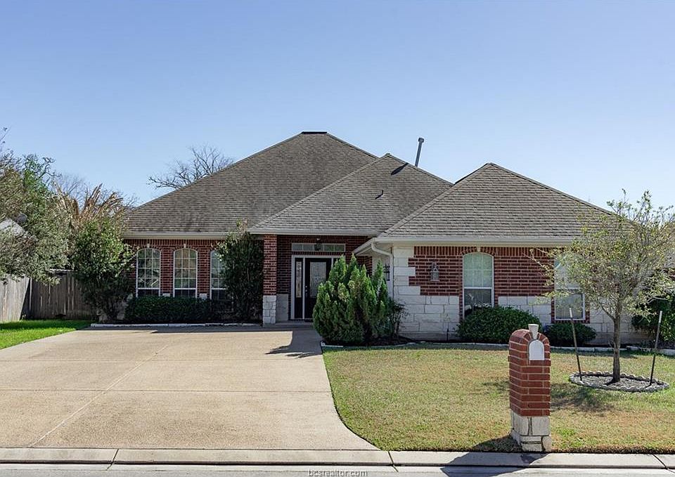 1st image of 2404 Newark Cir