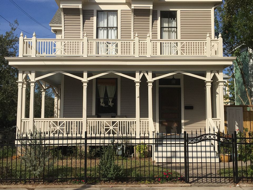 2328 Ursuline