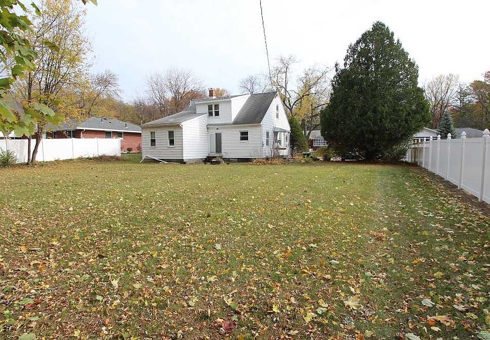 2nd image of 245 Marshall Ave