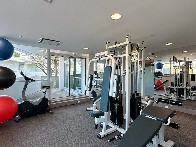 1777 Bayshore Dr #Penthouse 4 — Photo 37
