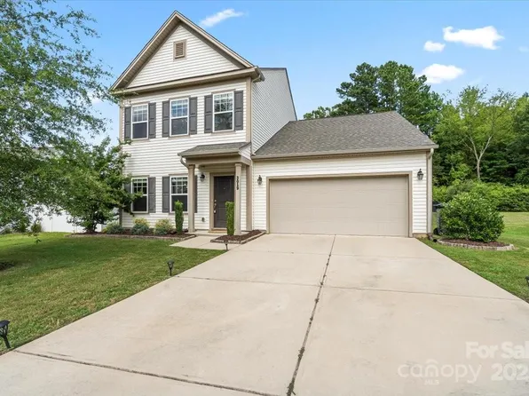 3019 Riker St, Clover, SC 29710