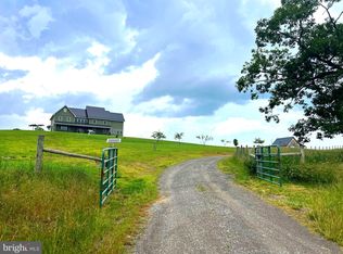 1294 Winding Ln, Maysville, WV 26833