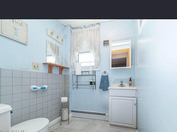 2nd image of 55 Lower Main St