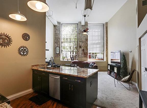 4th image of 920 Poeyfarre St APT 177