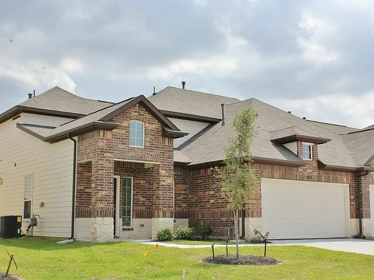 12346 Dona Ln — Photo 3