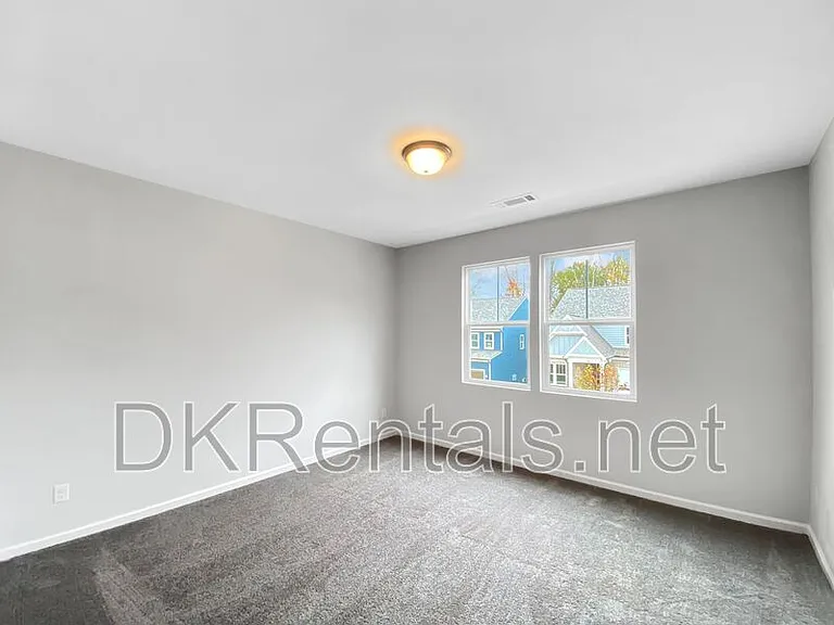 245 Birchwood Row — Photo 20