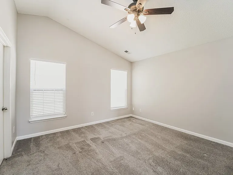 2070 Chapel Creek Rd SW — Photo 11
