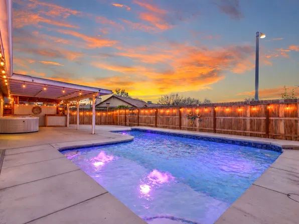 1372 Galileo Ave, Hanford, CA 93230