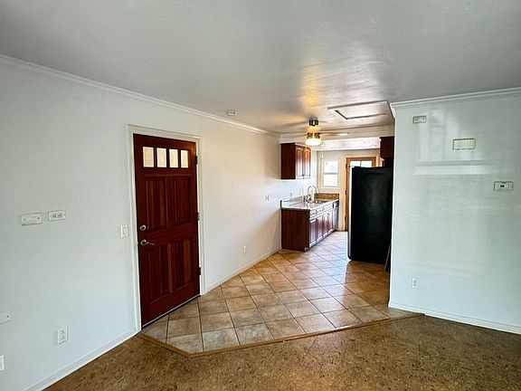 4th image of 4094 Mississippi St Unit 7