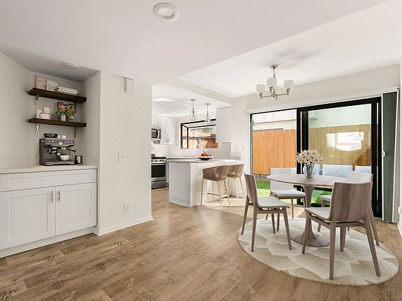 4th image of 879 Agate St APT 3
