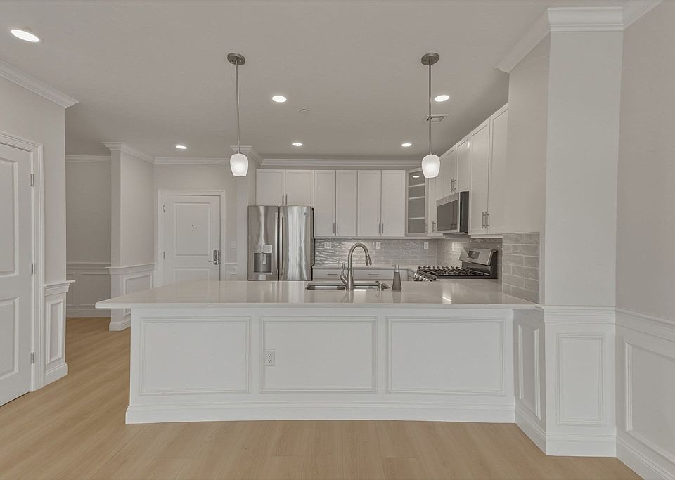 1st image of 320 Middlesex Ave #A203