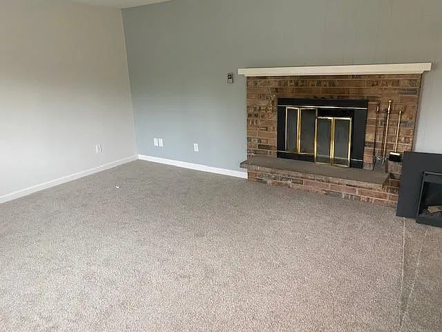 5723 112th St SW — Photo 2