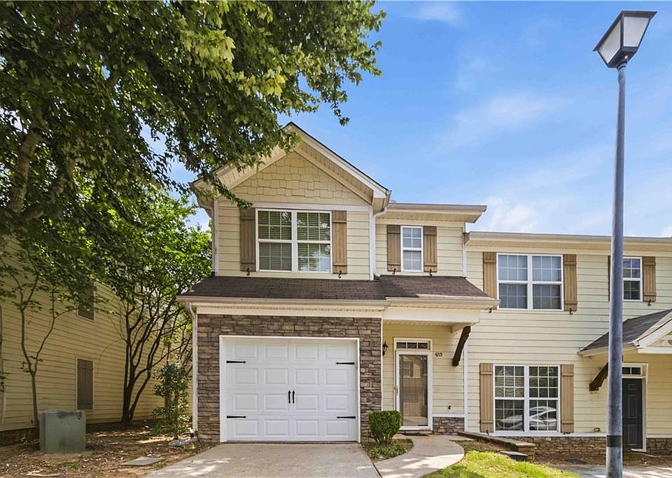 1st image of 4215 High Park Ln
