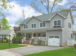 1395 Poulson St, Wantagh, NY