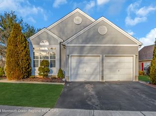 1 Courtney Ln, Manchester Township, NJ