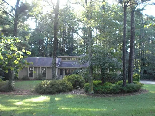130 Franklin Farms Cir photo 1