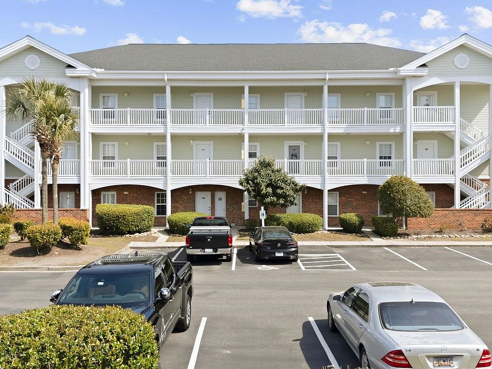 1st image of 3939 Gladiola Ct. #202