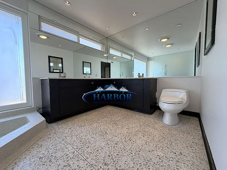 2315 Sparta Dr — Photo 17