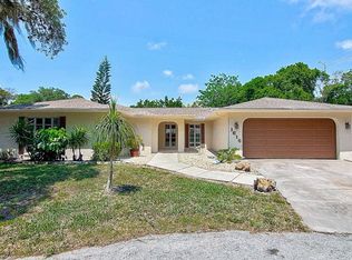 1616 Pine St E, Nokomis, FL 34275