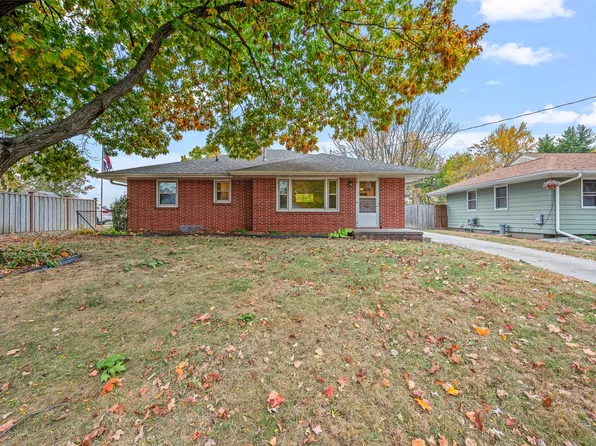 1800 E 27th Ct, Des Moines, IA 50317
