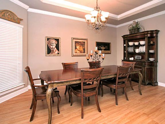 3rd image of 401 River Mountain Dr