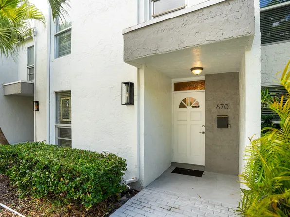 670 Kensington Place #5B, Wilton Manors, FL 33305