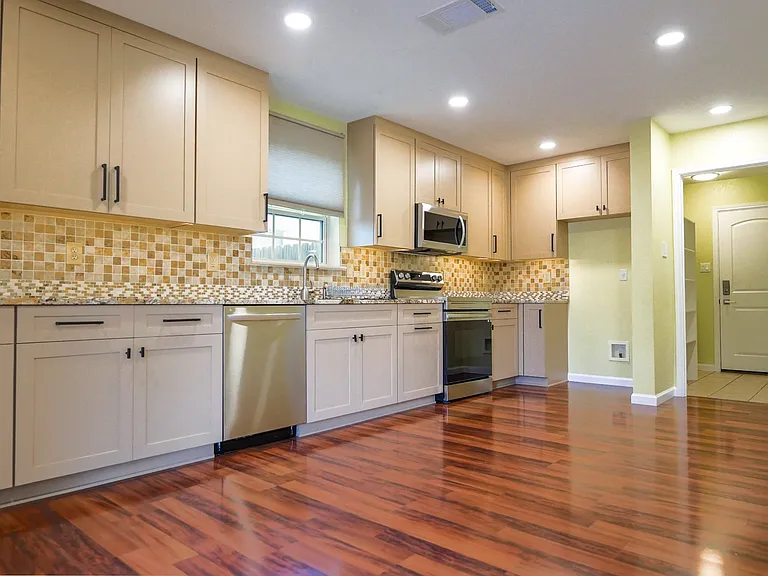 79 Viking Oak — Photo 23