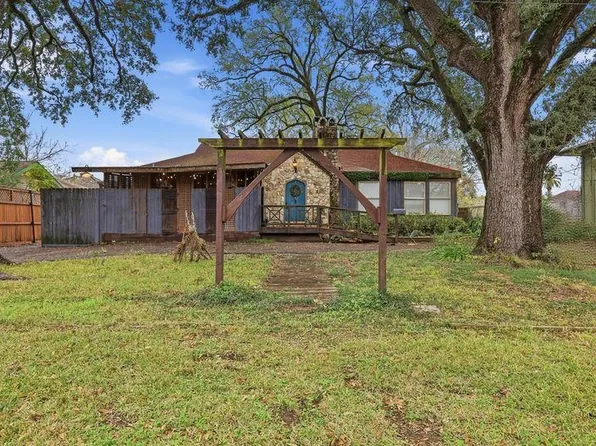180 N 7th St, Beaumont, TX 77702