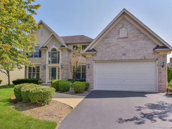 805 Wingfoot Dr, North Aurora, IL 60542