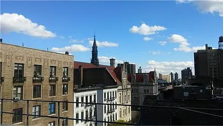 Rented by Bond New York