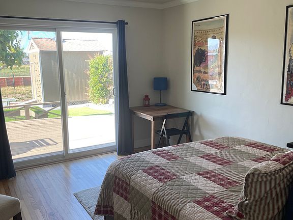 3rd image of 303 Vendola Dr