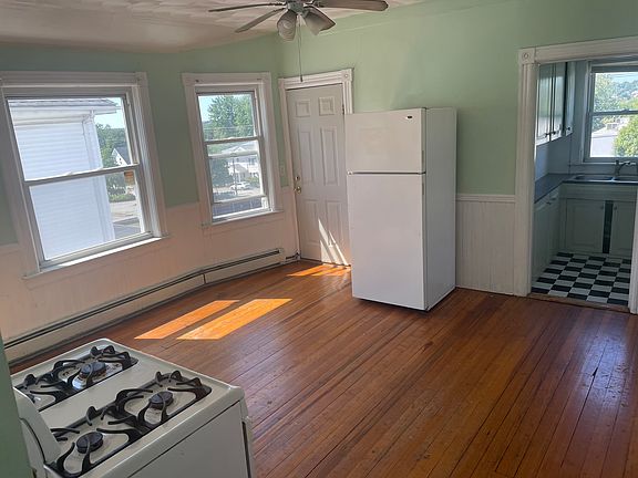 5th image of 1168 N Main St Floor 3