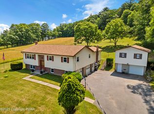 3262 Ross Rd, Saylorsburg, PA 18353