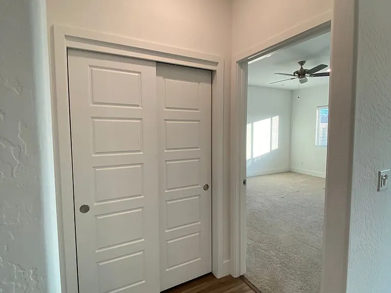 113 E Tyler Ave — Photo 7