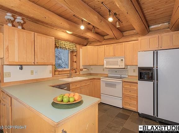 2nd image of 2161 Yellow Leaf Ct