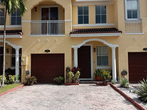 849 SW 149th Ct, Miami, FL 33194