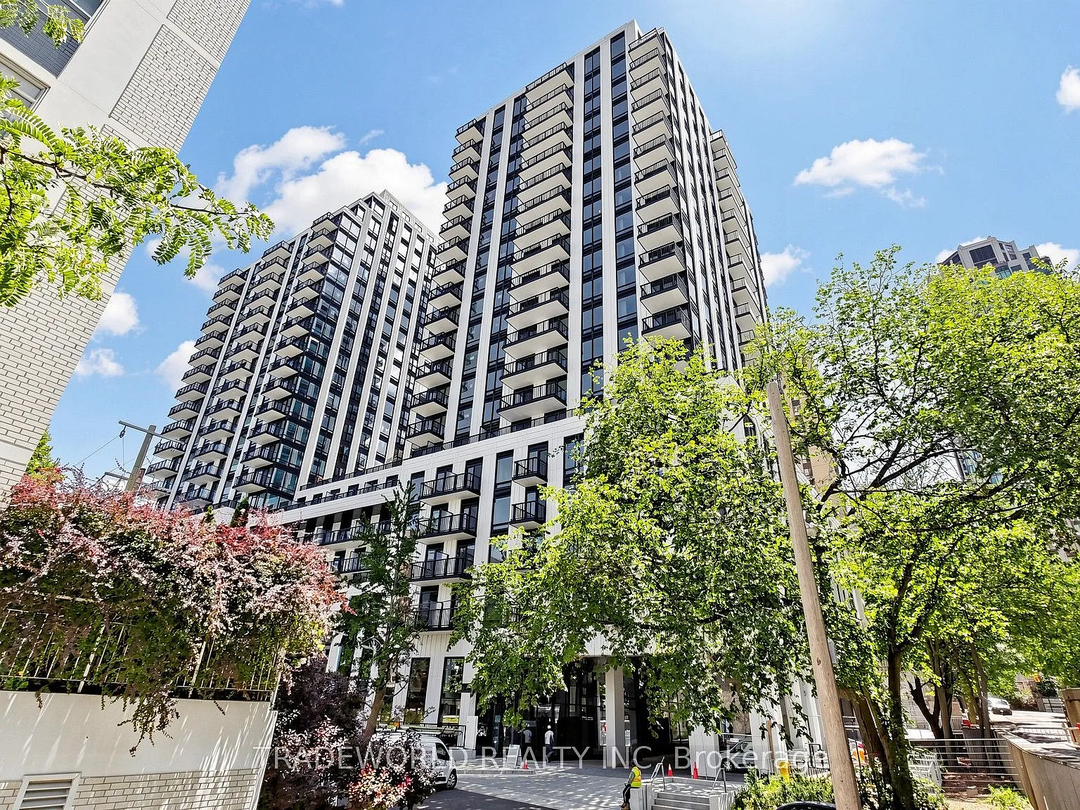 2 bed, $2,500 — Photo 1