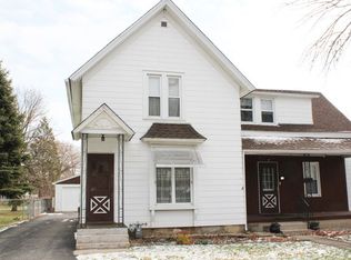 511 S 2nd St, Dundee, IL 60118