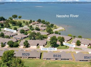 8523 Cedar Oaks Cir #2, Grove, OK 74344