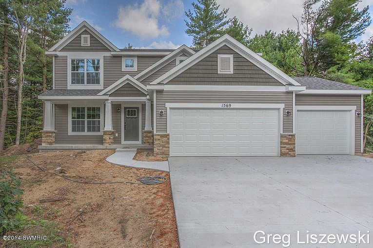1st image of 9920 Myers View Dr NE