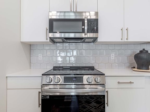 5th image of 1125 Virginia Dr #3511