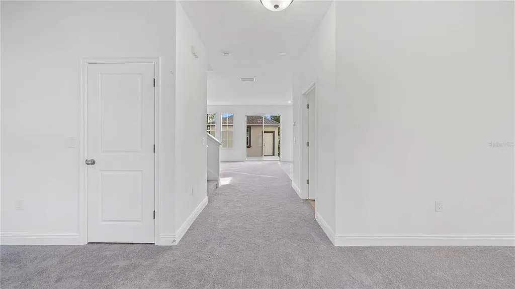 3 bed, 3.0 bath, 2178 sqft, $3,600 — Photo 3