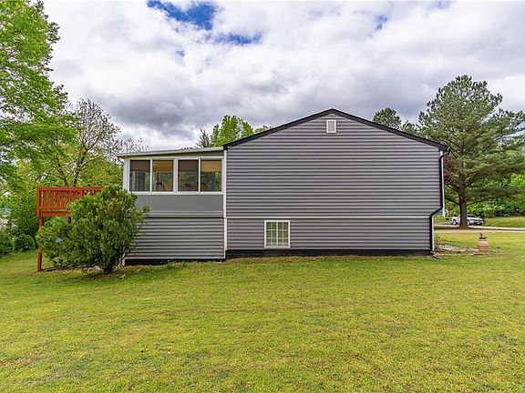 4th image of 6339 Dahlia Ct