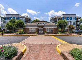 5575 Seminary Rd APT 109, Falls Church, VA 22041