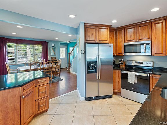5th image of 1321 Thompson Drive