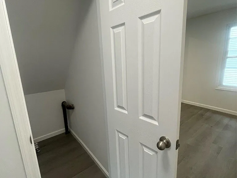 653 Jersey Ave #C — Photo 7