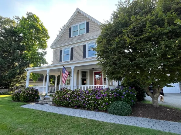 4 East St, Hingham, MA 02043