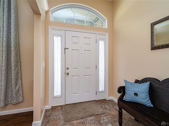 4th image of 5860 Oak Creek Trl