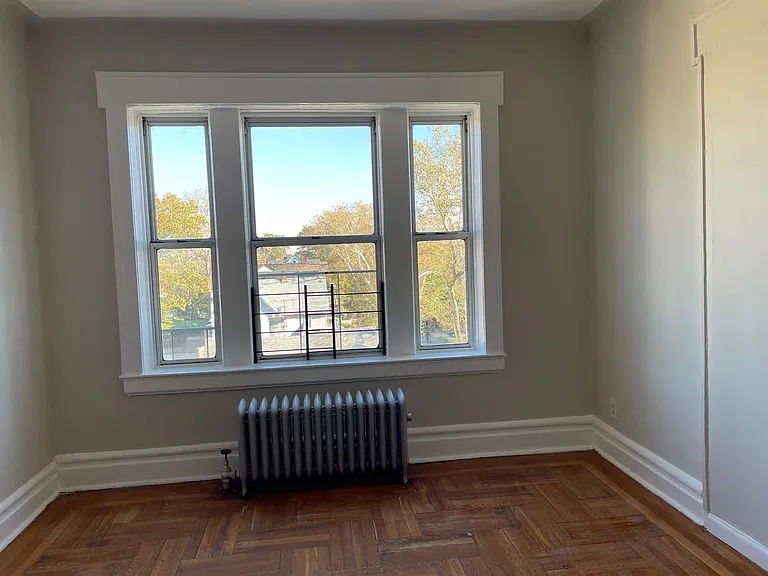 23 Harvard St #12 — Photo 9